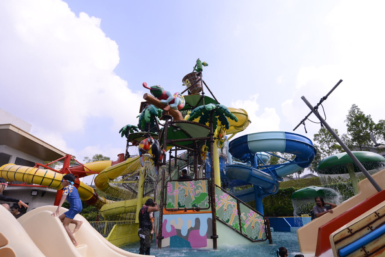 Big Bucket Splash | Gamuda Gardens